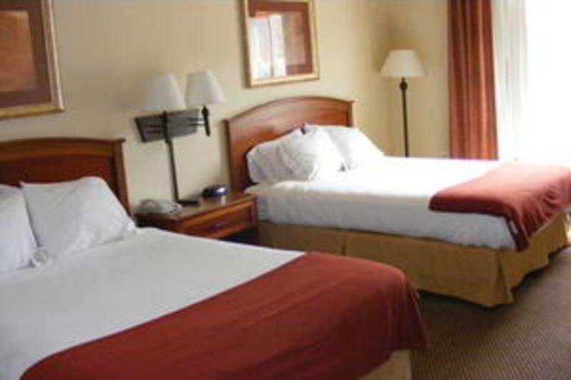 Holiday Inn Express Hotel & Suites Cedar City By Ihg Dış mekan fotoğraf