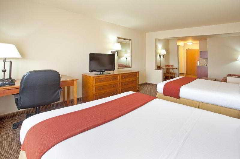 Holiday Inn Express Hotel & Suites Cedar City By Ihg Dış mekan fotoğraf
