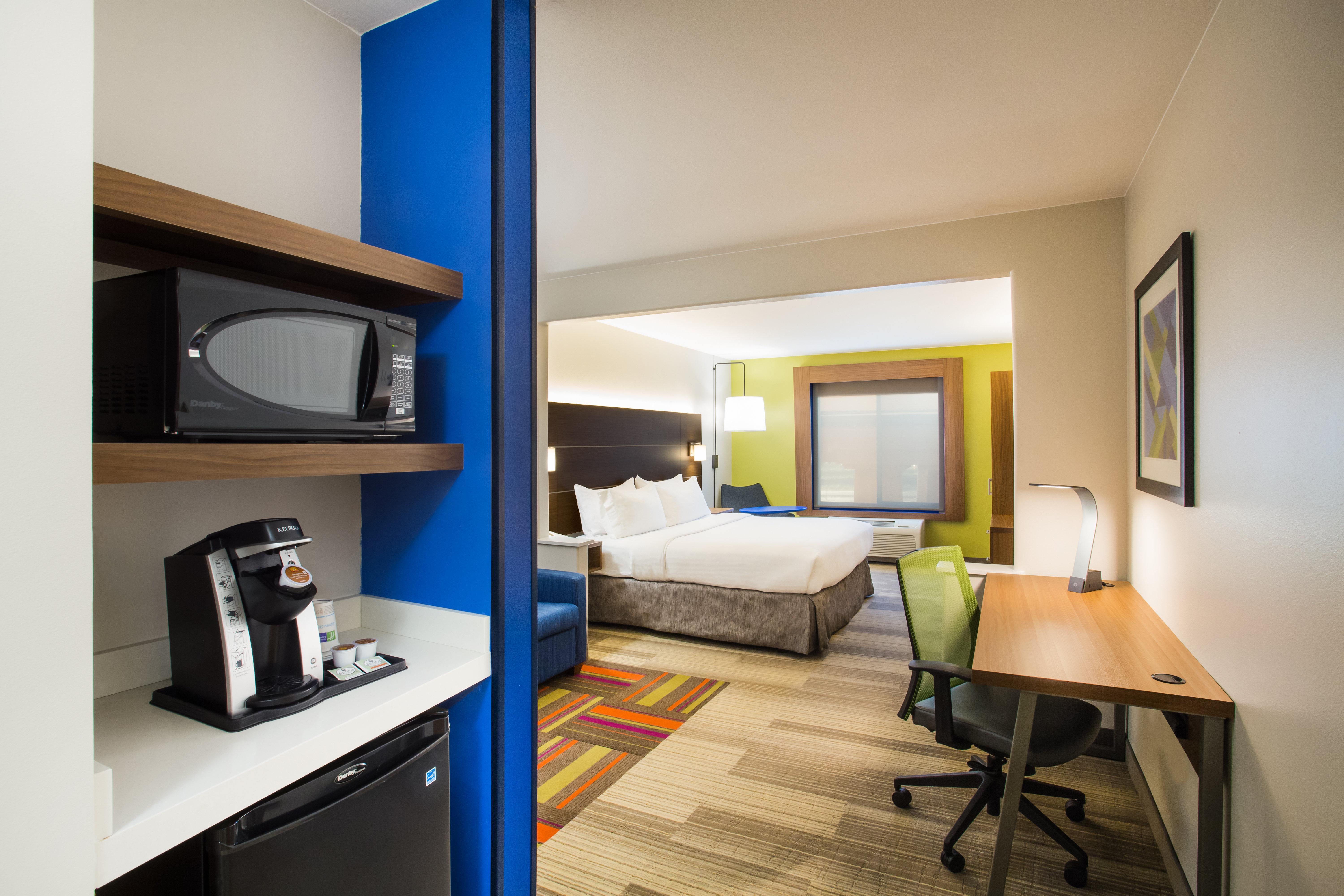Holiday Inn Express Hotel & Suites Cedar City By Ihg Dış mekan fotoğraf