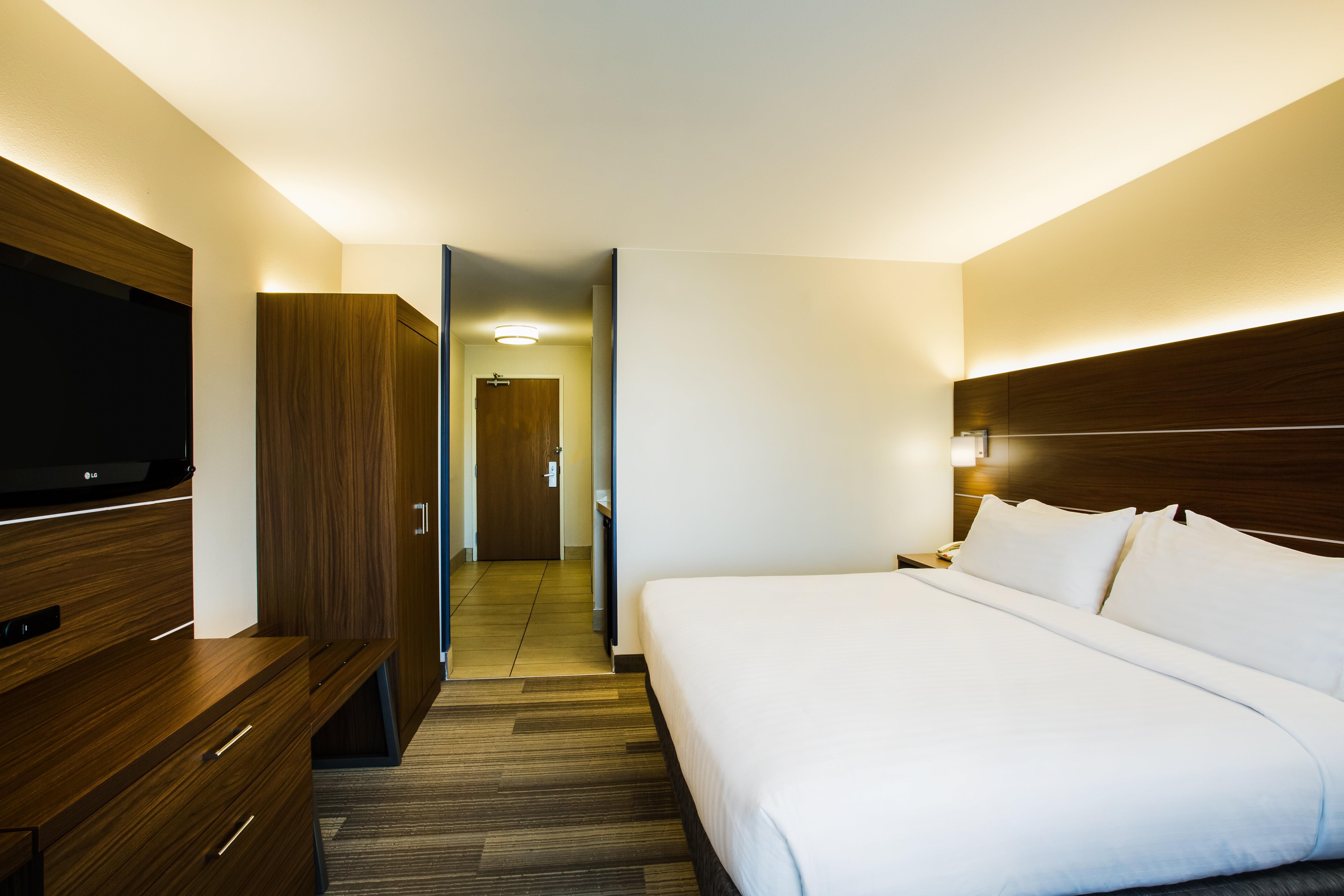 Holiday Inn Express Hotel & Suites Cedar City By Ihg Dış mekan fotoğraf