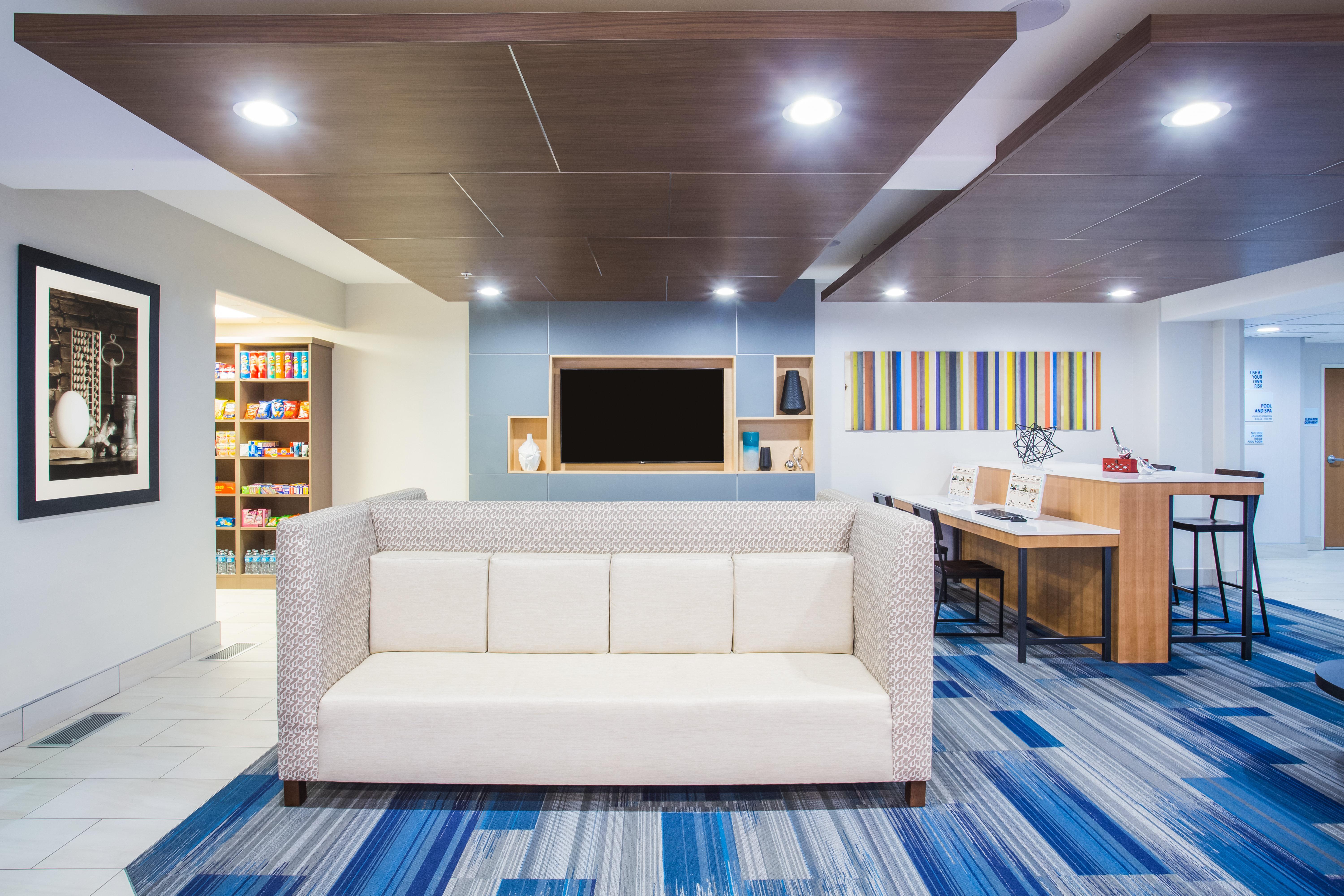 Holiday Inn Express Hotel & Suites Cedar City By Ihg Dış mekan fotoğraf