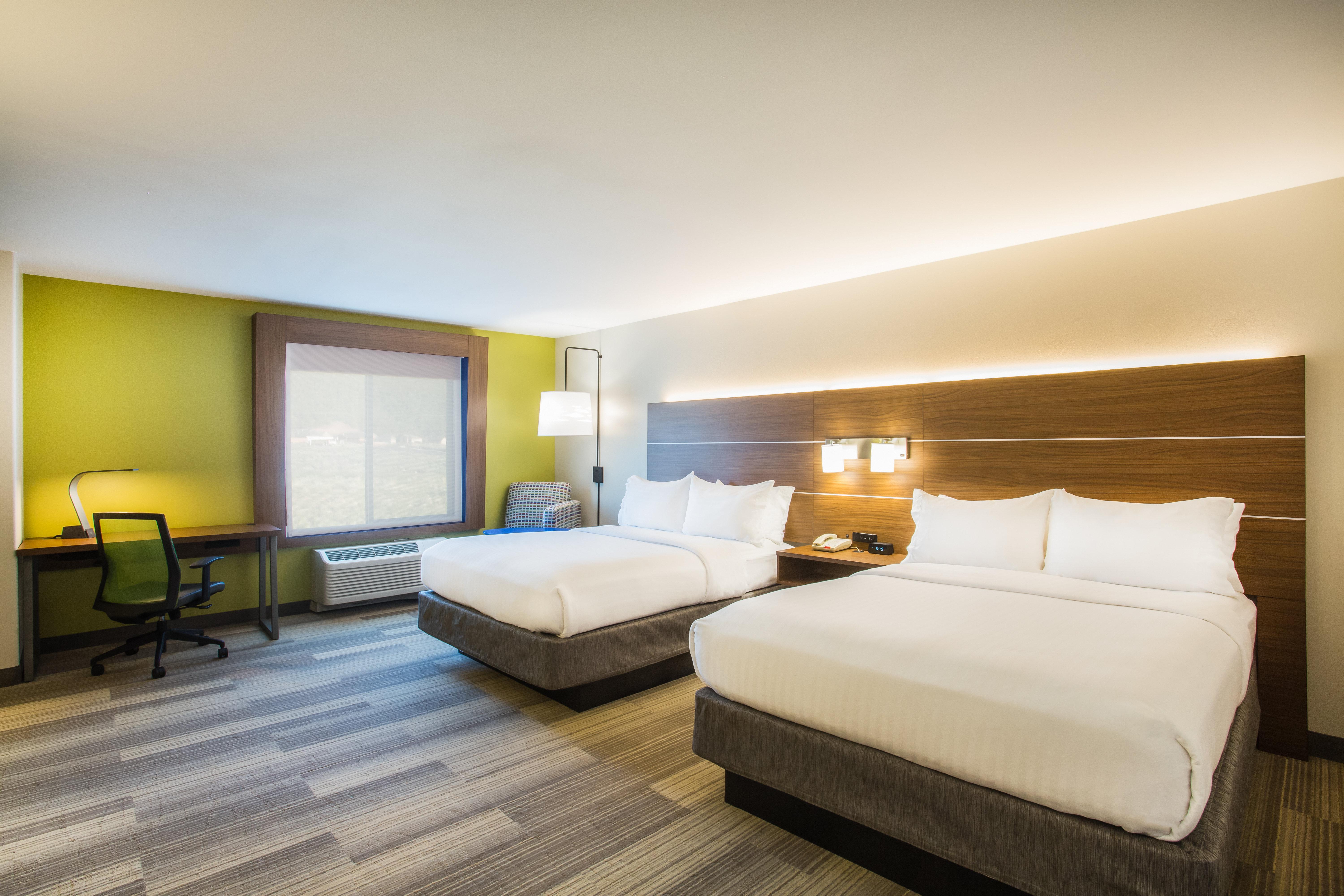 Holiday Inn Express Hotel & Suites Cedar City By Ihg Dış mekan fotoğraf
