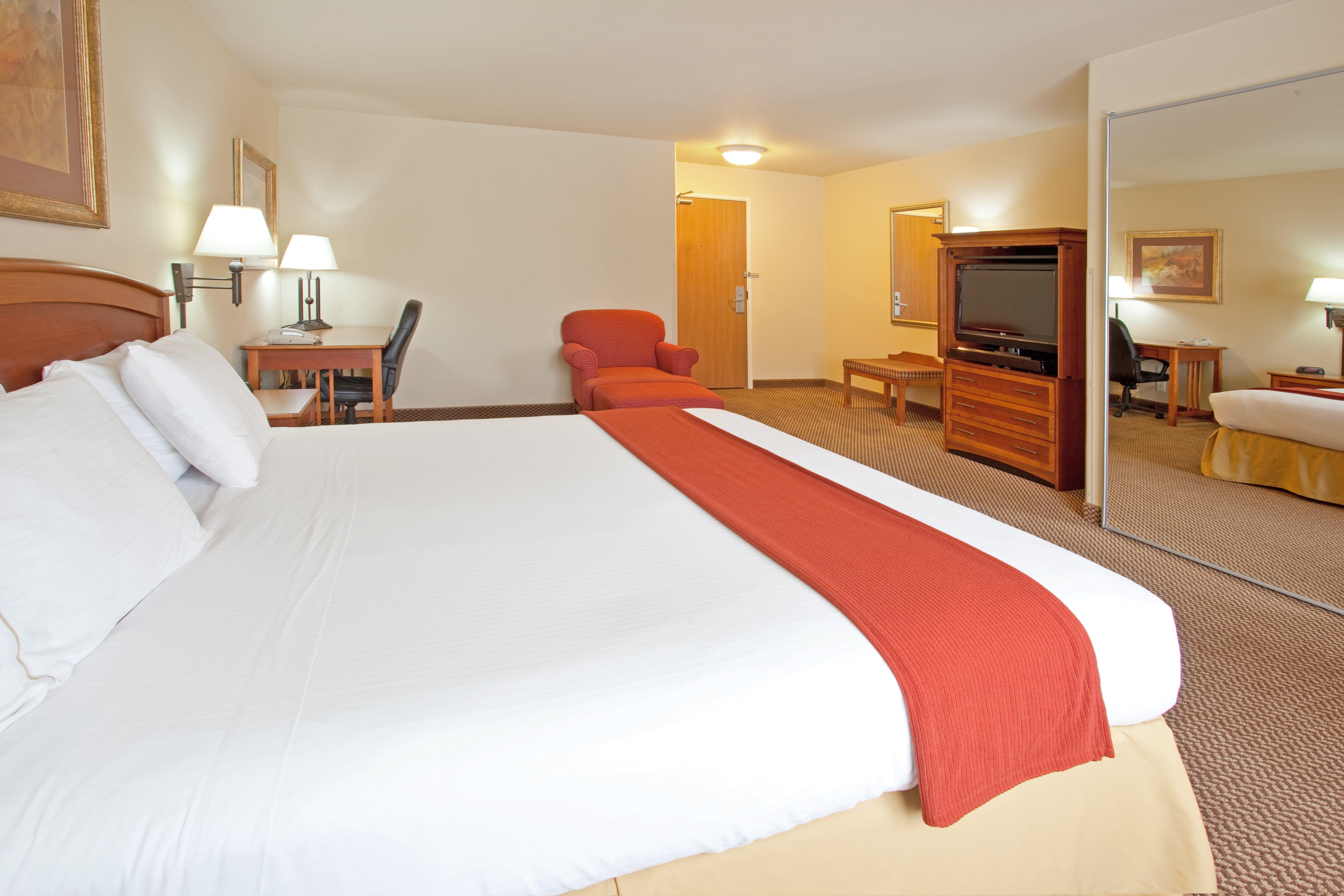 Holiday Inn Express Hotel & Suites Cedar City By Ihg Dış mekan fotoğraf