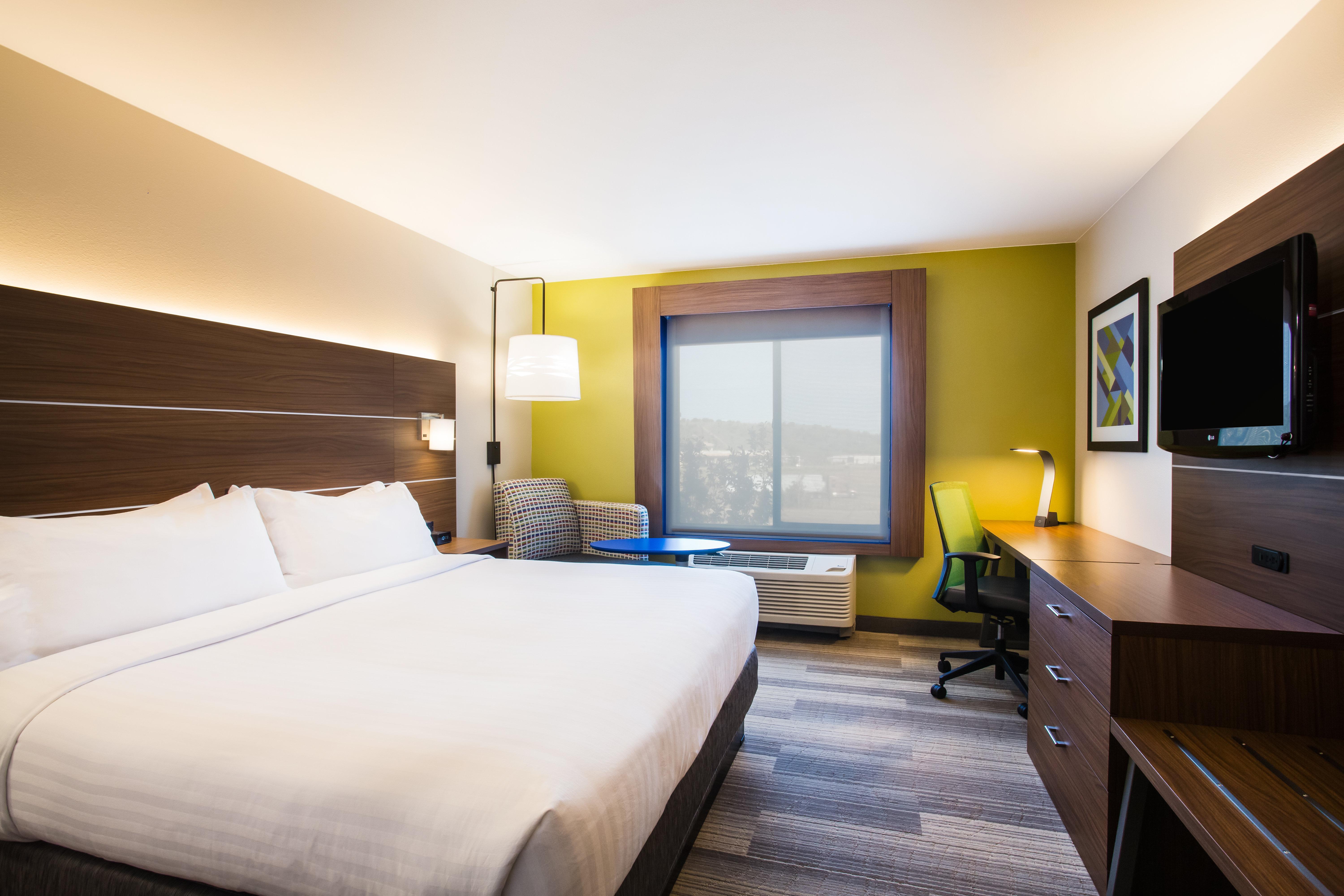 Holiday Inn Express Hotel & Suites Cedar City By Ihg Dış mekan fotoğraf