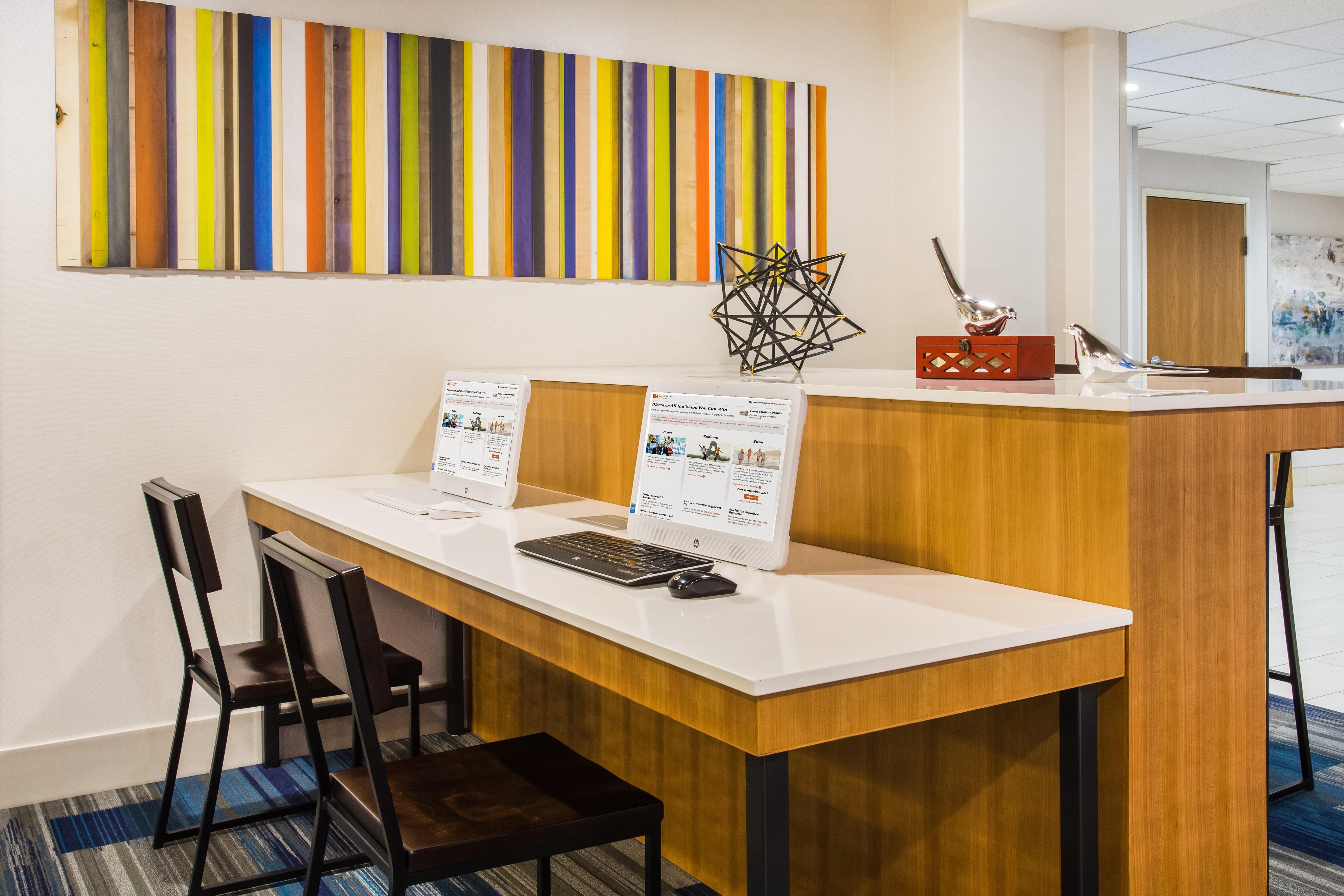 Holiday Inn Express Hotel & Suites Cedar City By Ihg Dış mekan fotoğraf