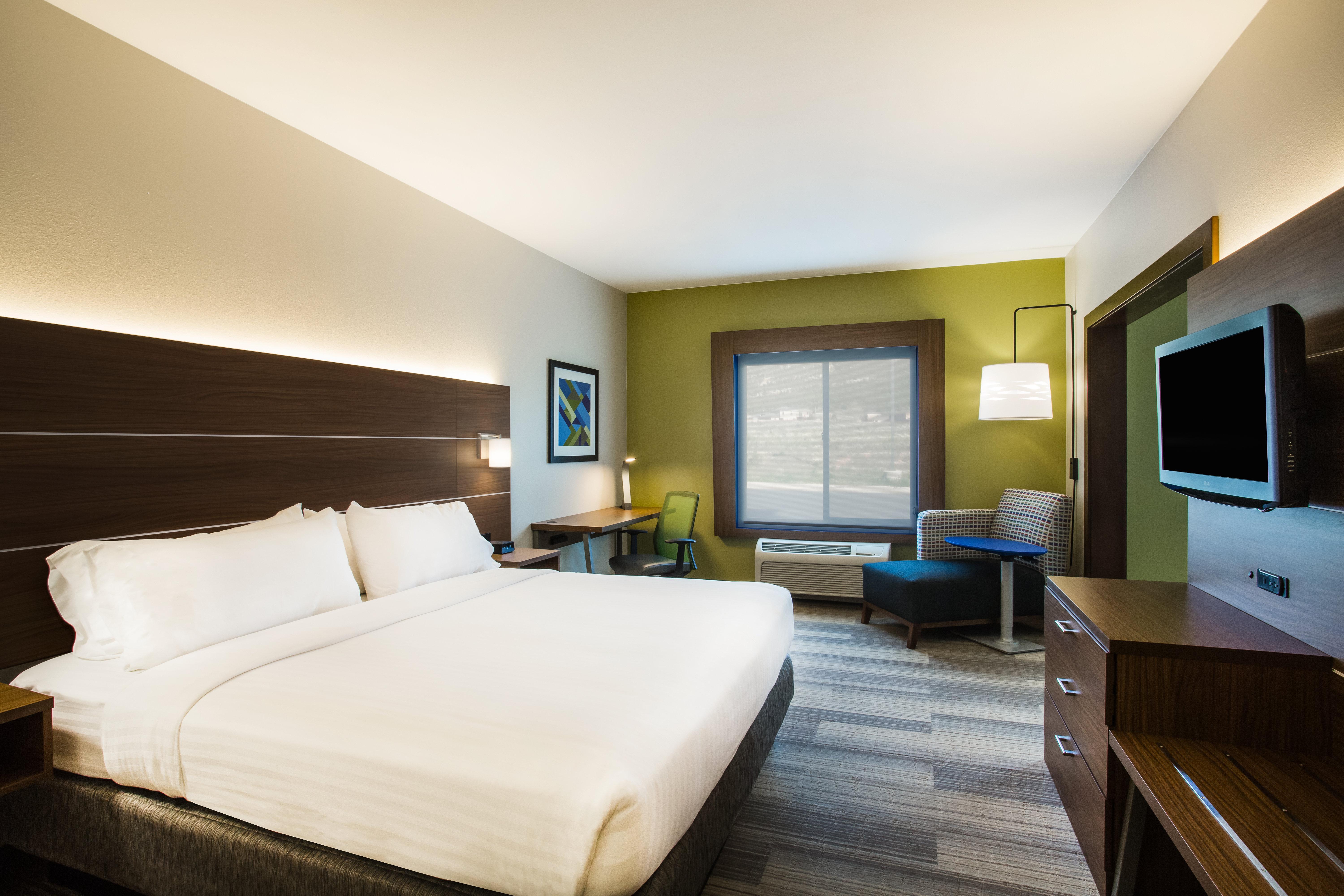 Holiday Inn Express Hotel & Suites Cedar City By Ihg Dış mekan fotoğraf