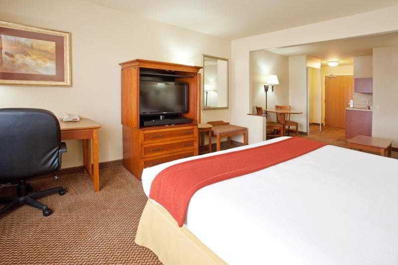 Holiday Inn Express Hotel & Suites Cedar City By Ihg Dış mekan fotoğraf